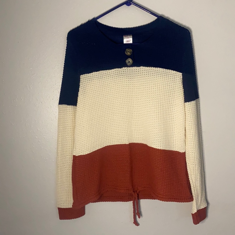 Tricolor sweater. Brand new with tags. Size L (11-13). Brand: No Boundaries